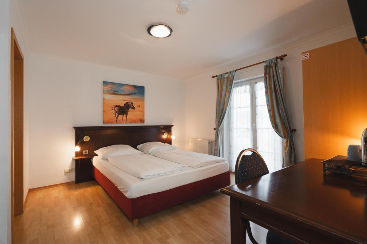 Park Hotel & Gaestehaus 鲁斯特 外观 照片
