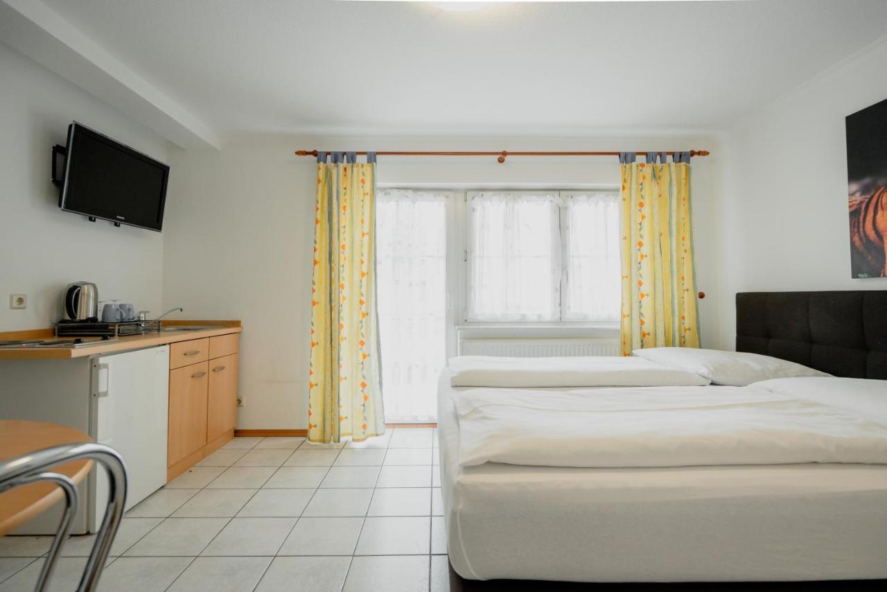 Park Hotel & Gaestehaus 鲁斯特 外观 照片